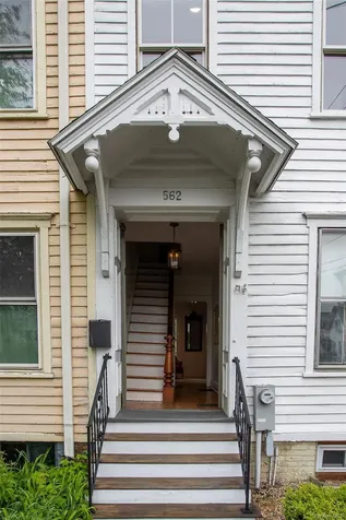 562 State Street Hudson NY 12534