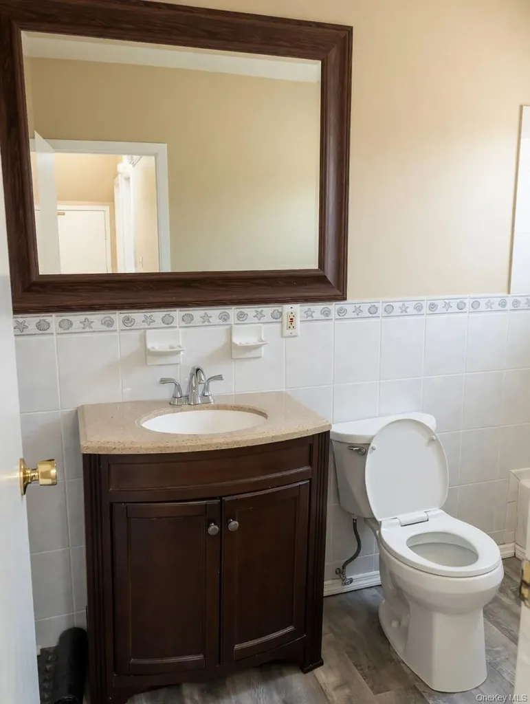 36 Cooper Street Babylon NY 11702