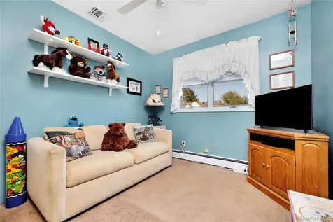 1264 Locust Avenue Bohemia NY 11716