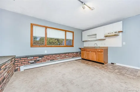 1264 Locust Avenue Bohemia NY 11716