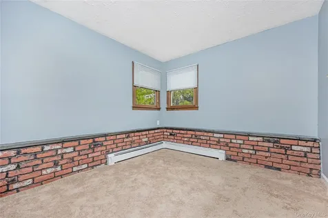1264 Locust Avenue Bohemia NY 11716