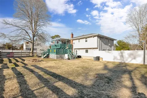 1264 Locust Avenue Bohemia NY 11716