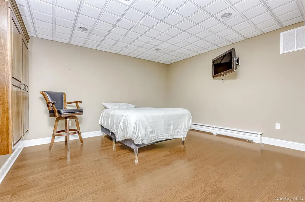 2 Garnett Hill Road Chester NY 10918