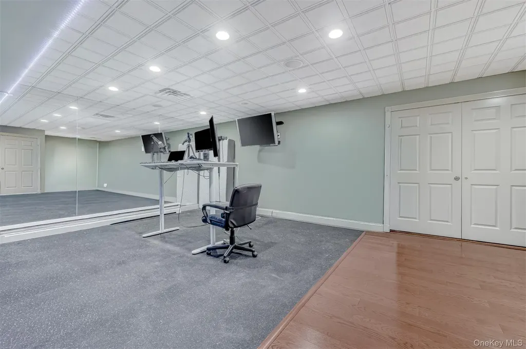 2 Garnett Hill Road Chester NY 10918