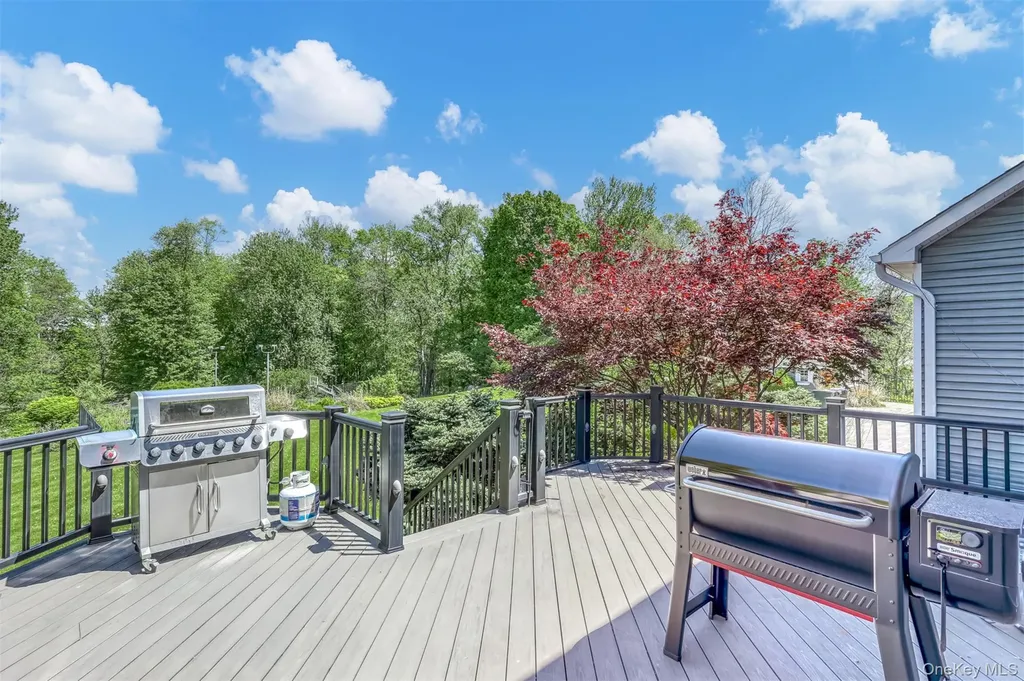 2 Garnett Hill Road Chester NY 10918