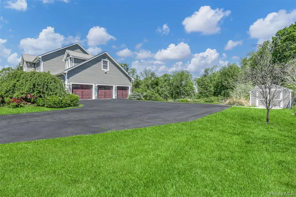 2 Garnett Hill Road Chester NY 10918