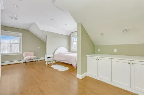 2 Garnett Hill Road Chester NY 10918