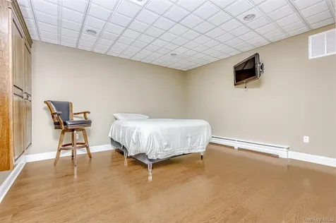 2 Garnett Hill Road Chester NY 10918