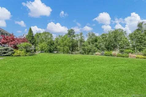 2 Garnett Hill Road Chester NY 10918