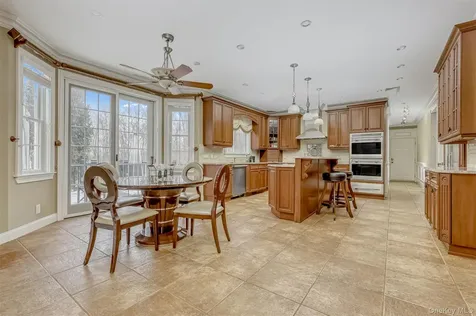 2 Garnett Hill Road Chester NY 10918