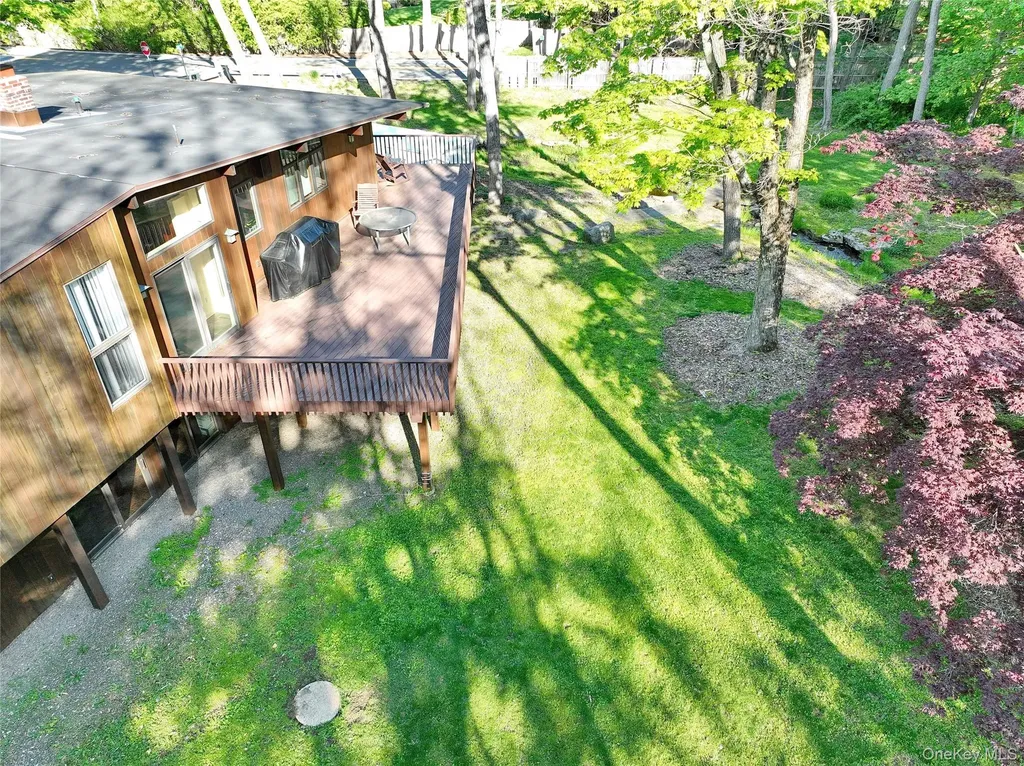 24 Spook Rock Road Suffern NY 10901