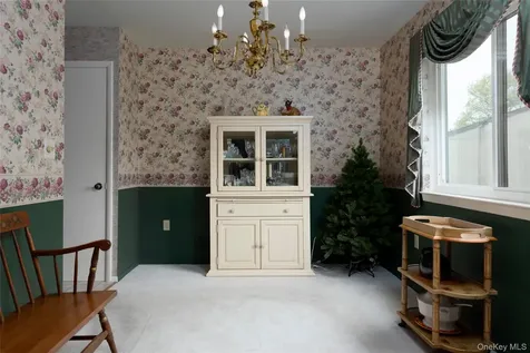 1608 Mulberry Court Poughkeepsie NY 12603