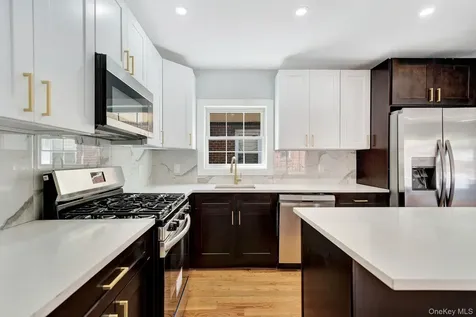142-05 184th Street Springfield Gardens NY 11413