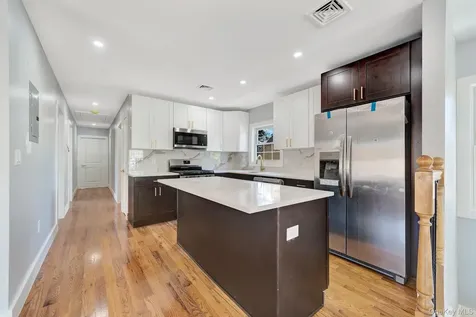 142-05 184th Street Springfield Gardens NY 11413