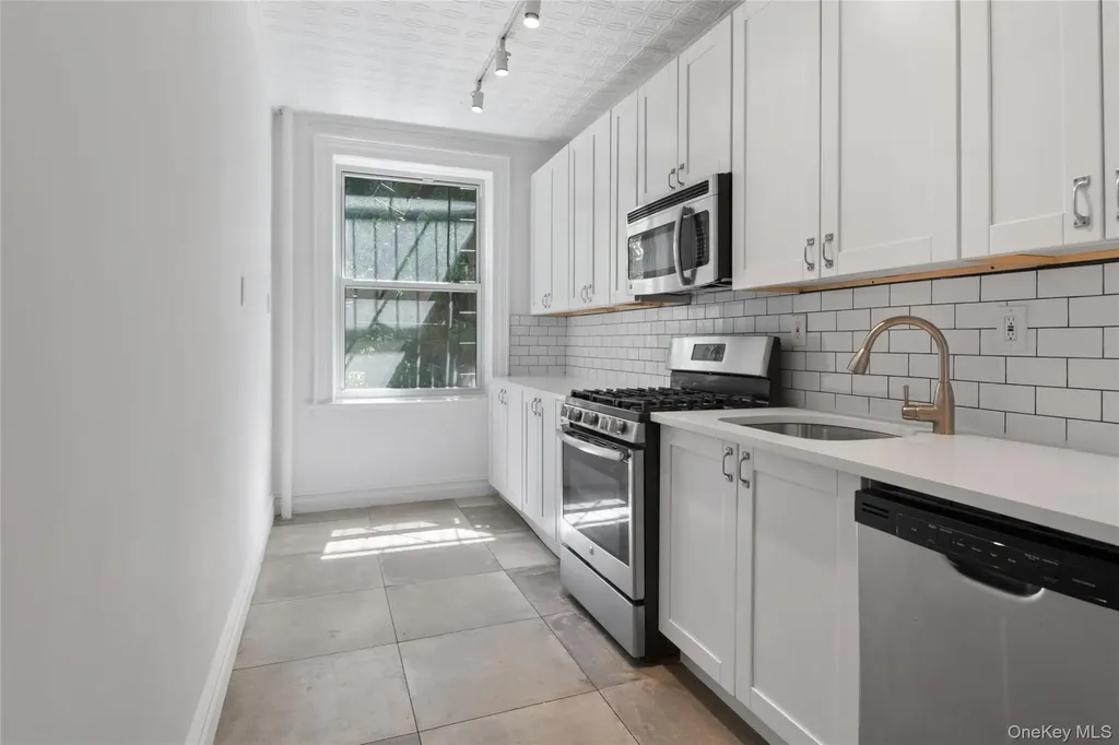 1068 Walton Avenue Bronx NY 10452