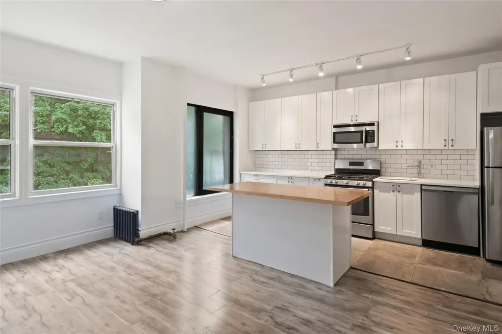 1068 Walton Avenue Bronx NY 10452
