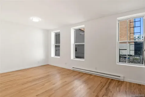 811 Courtlandt Avenue Bronx NY 10451