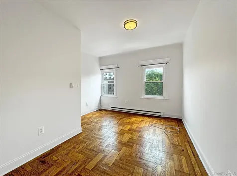 811 Courtlandt Avenue Bronx NY 10451