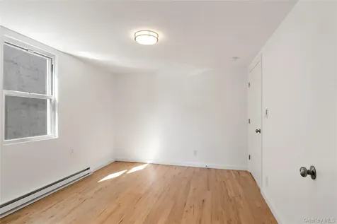 811 Courtlandt Avenue Bronx NY 10451