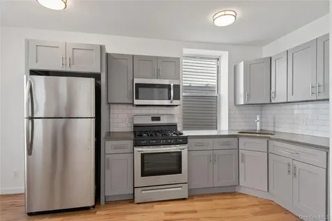811 Courtlandt Avenue Bronx NY 10451