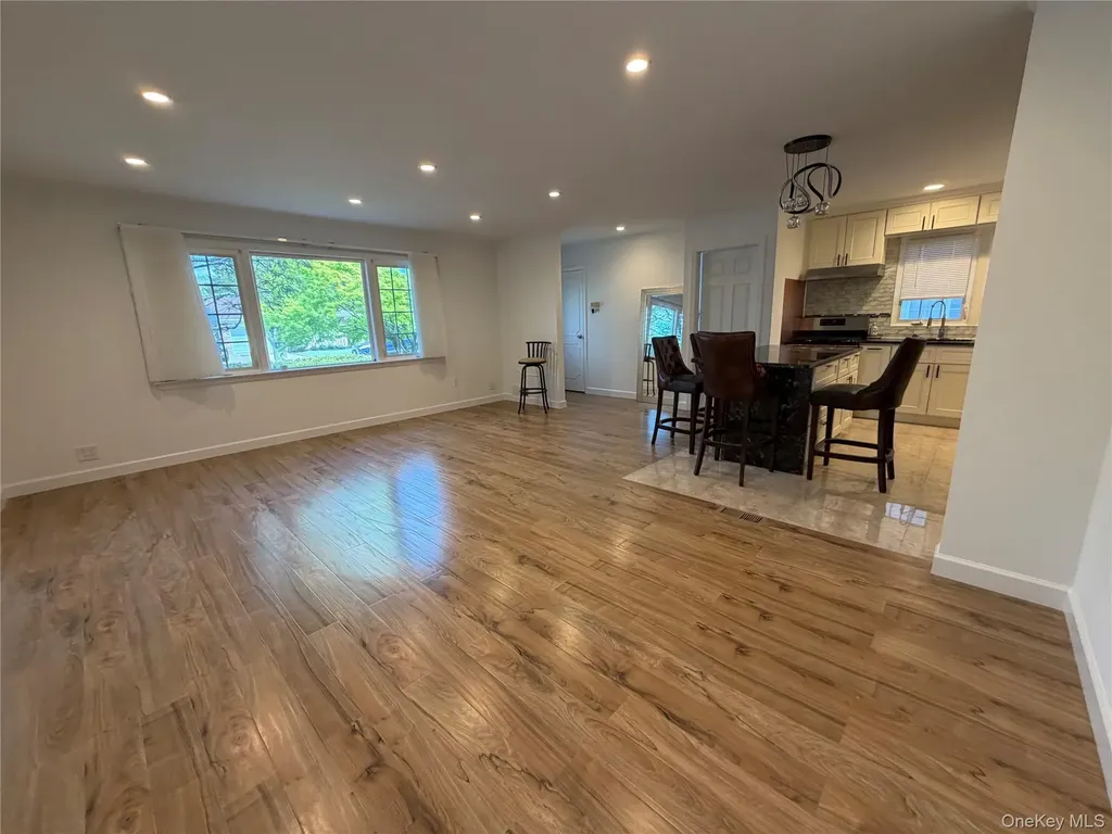 58-04 264th Street Flushing NY 11362