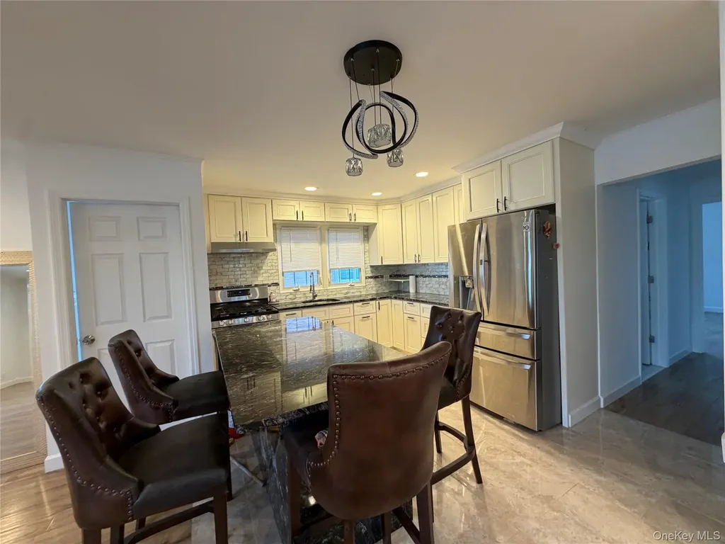 58-04 264th Street Flushing NY 11362