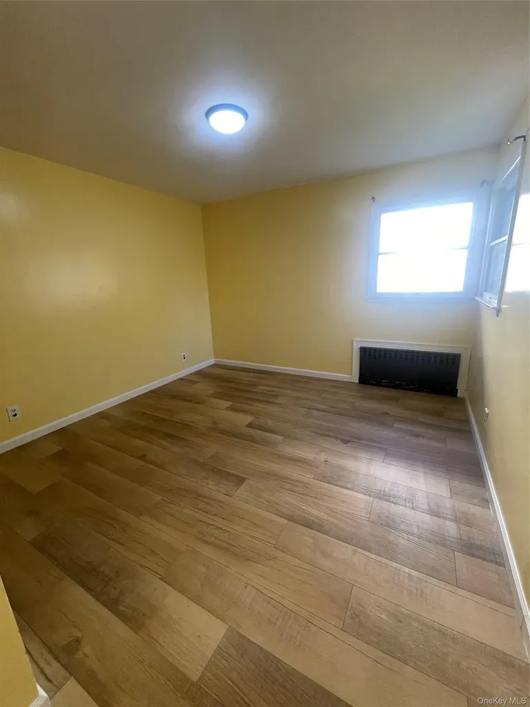 2585 Beach Drive Merrick NY 11566