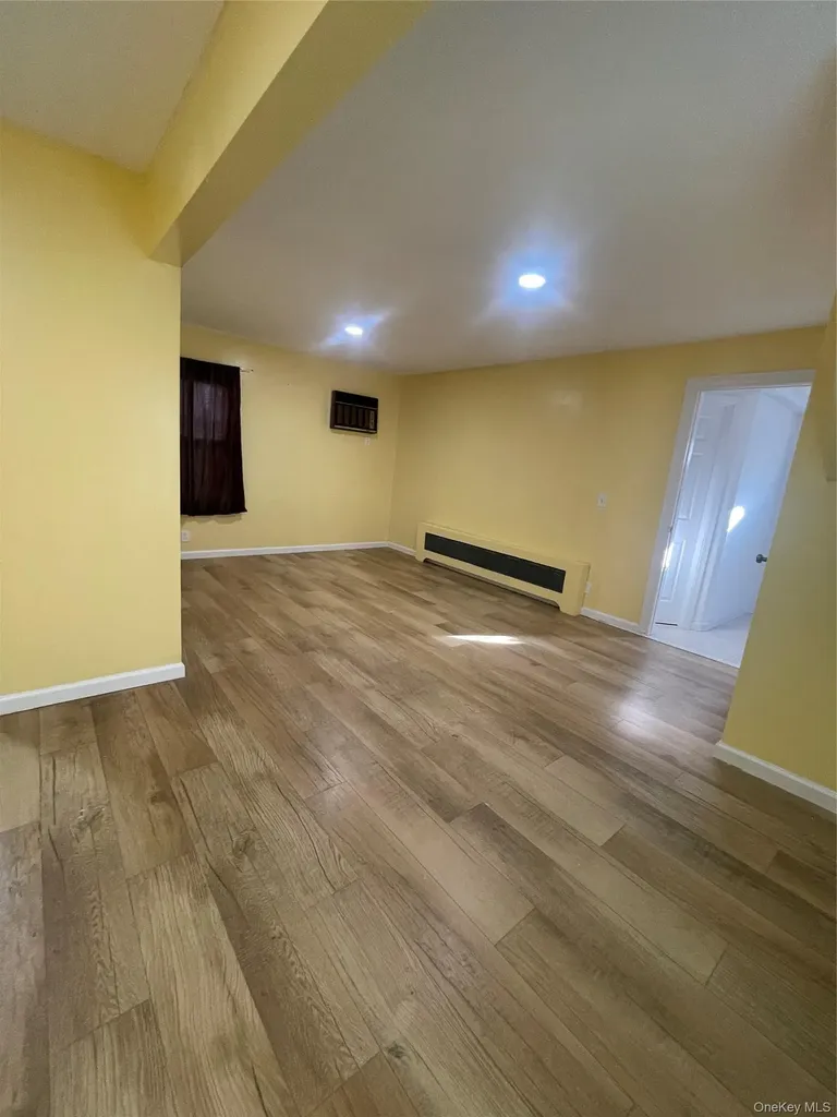 2585 Beach Drive Merrick NY 11566