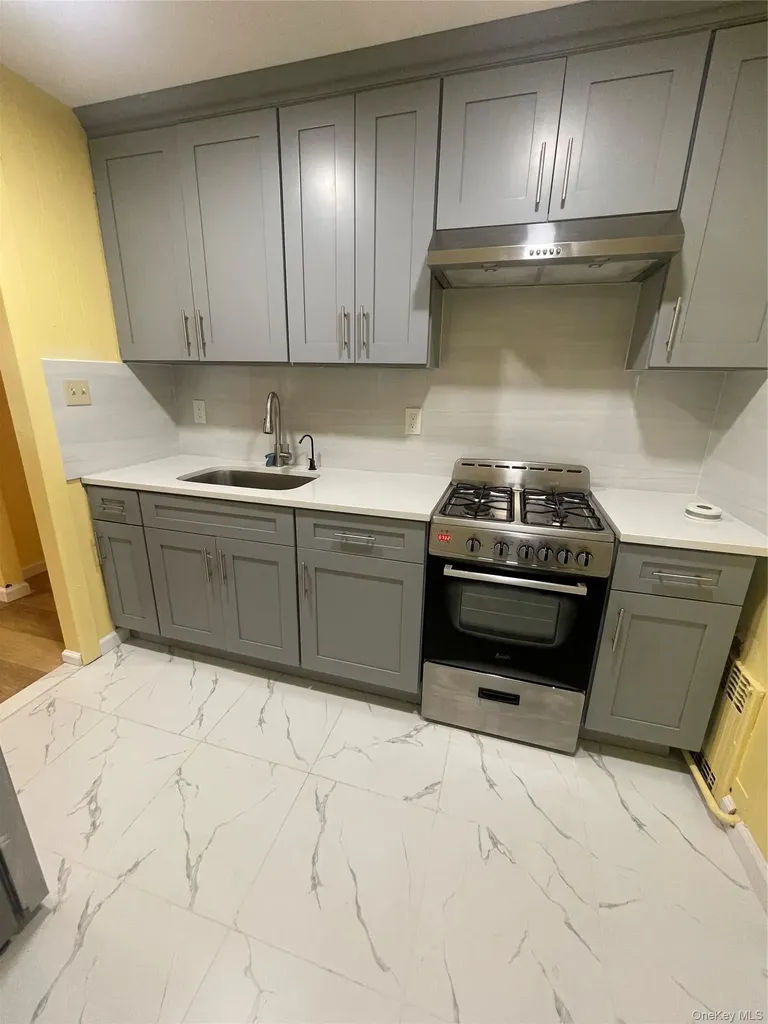2585 Beach Drive Merrick NY 11566