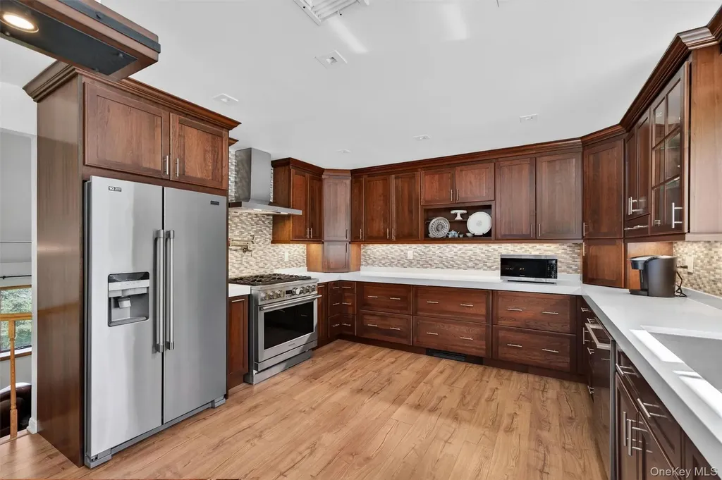 18 Alphonsa Court Salisbury Mills NY 12577