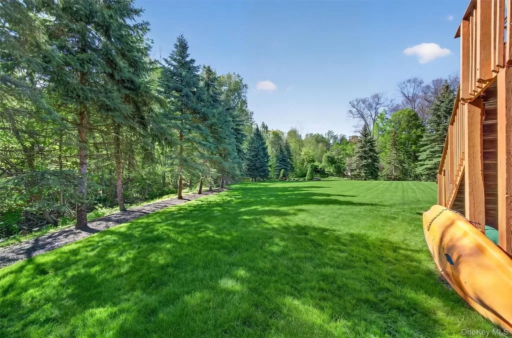 18 Alphonsa Court Salisbury Mills NY 12577