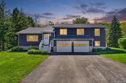 18 Alphonsa Court Salisbury Mills NY 12577