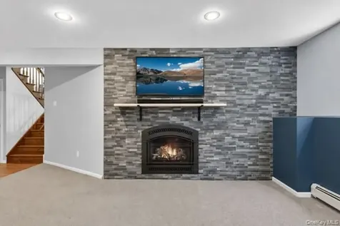 18 Alphonsa Court Salisbury Mills NY 12577