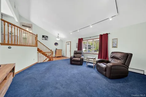18 Alphonsa Court Salisbury Mills NY 12577