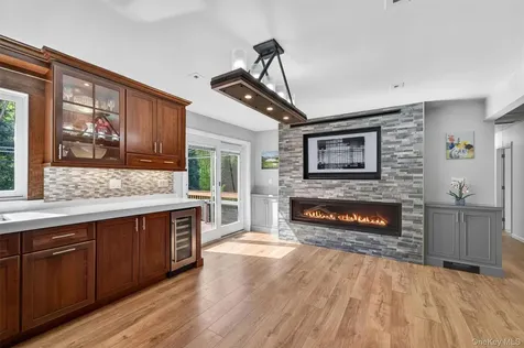 18 Alphonsa Court Salisbury Mills NY 12577