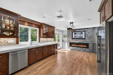 18 Alphonsa Court Salisbury Mills NY 12577