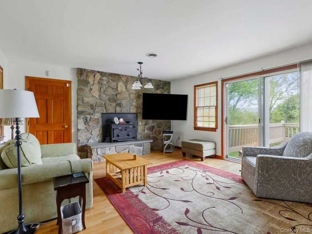 231 State Route 208 New Paltz NY 12561