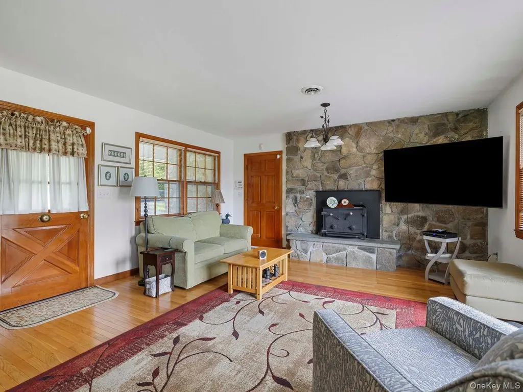 231 State Route 208 New Paltz NY 12561