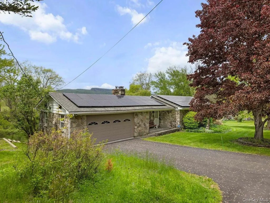 231 State Route 208 New Paltz NY 12561