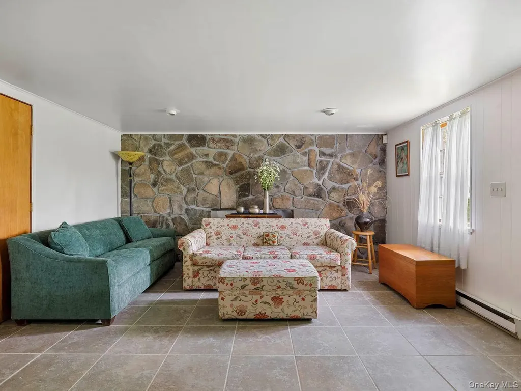 231 State Route 208 New Paltz NY 12561