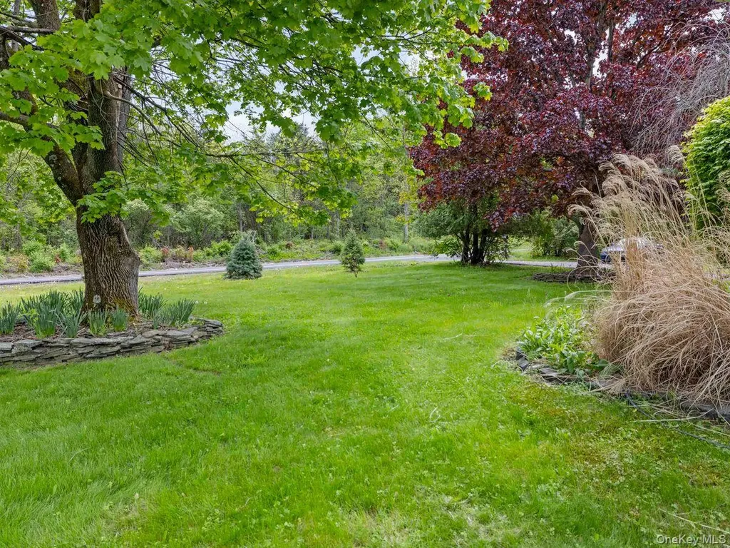 231 State Route 208 New Paltz NY 12561
