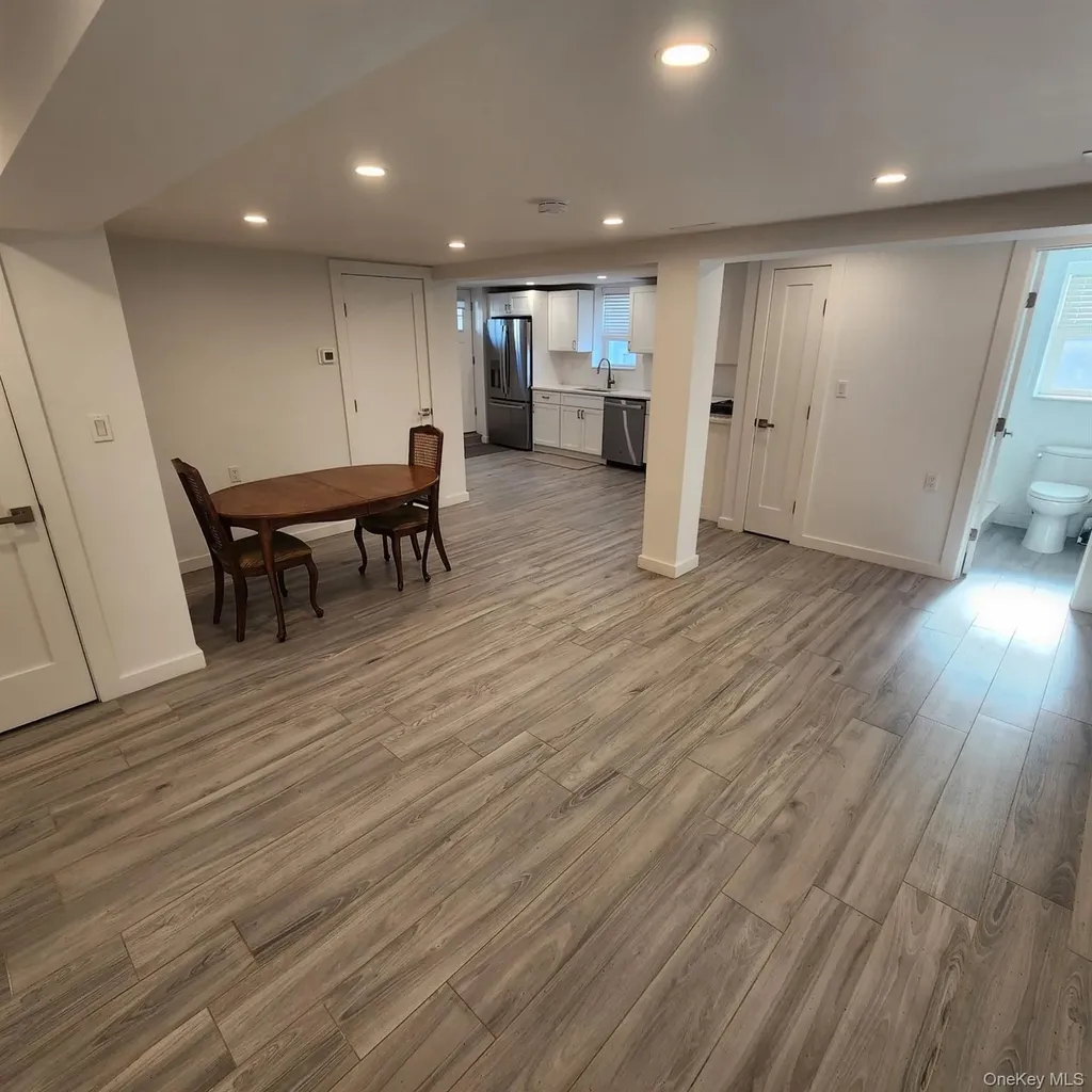 226 E Pine Street Long Beach NY 11561