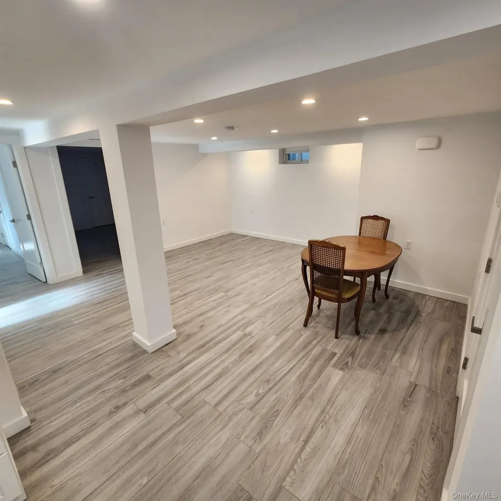 226 E Pine Street Long Beach NY 11561