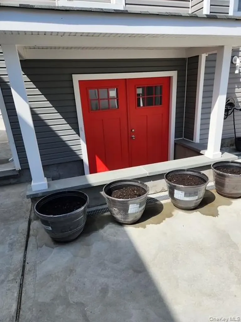 226 E Pine Street Long Beach NY 11561