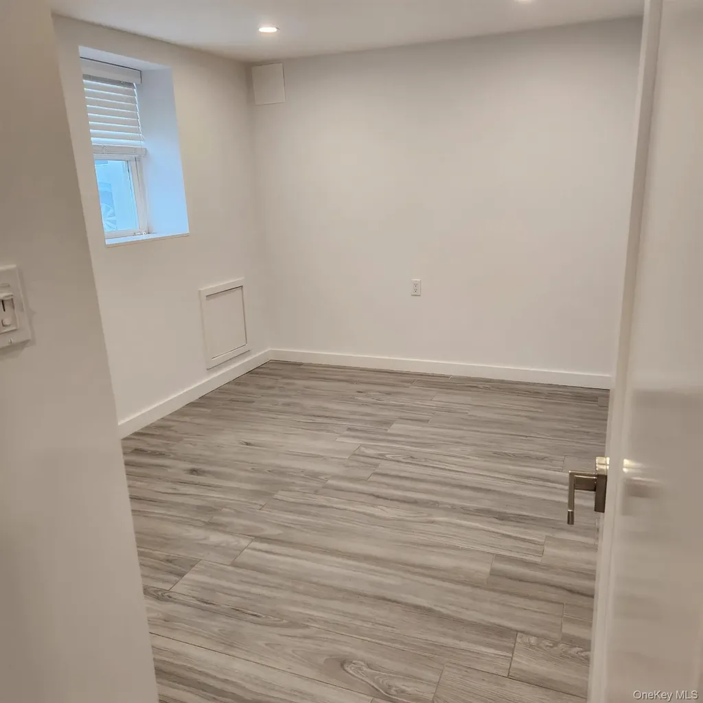 226 E Pine Street Long Beach NY 11561