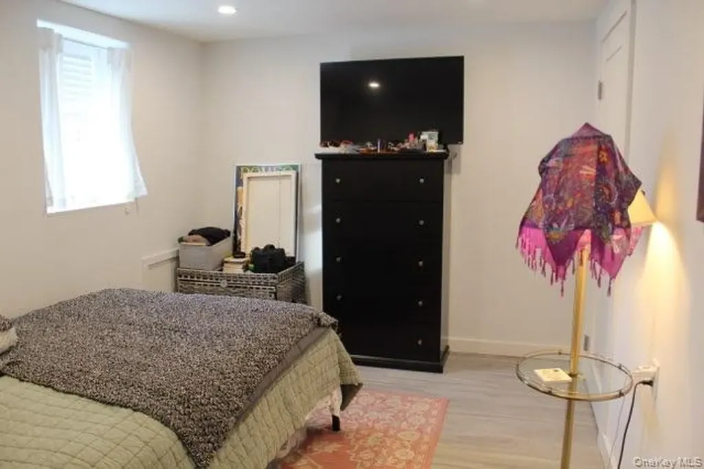 226 E Pine Street Long Beach NY 11561