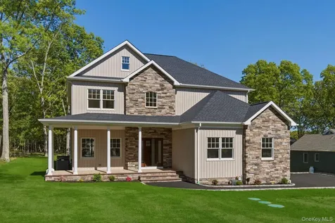 95 Grassy Pond Drive Smithtown NY 11787