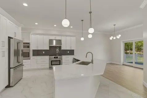 95 Grassy Pond Drive Smithtown NY 11787