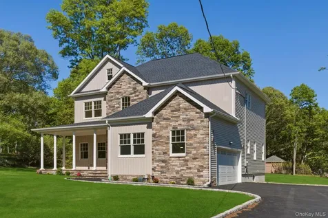 95 Grassy Pond Drive Smithtown NY 11787