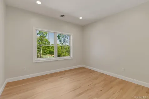 95 Grassy Pond Drive Smithtown NY 11787
